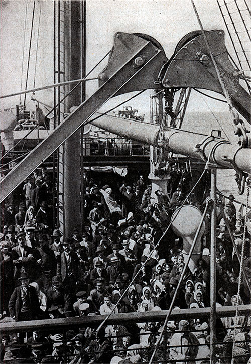 SteeragePassengersOnTheDeckOfASteamship-1905-500